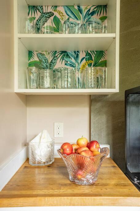 Charming 1Bd Suite In Capitol Hill - Foxglove Inn Seattle Exteriör bild