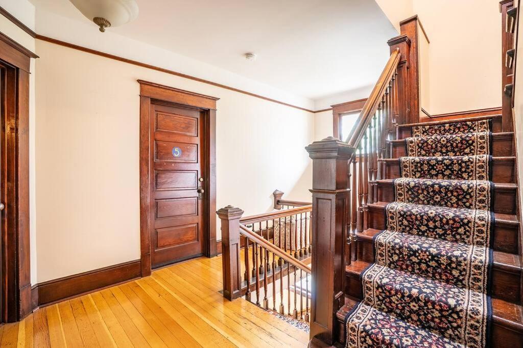 Charming 1Bd Suite In Capitol Hill - Foxglove Inn Seattle Exteriör bild