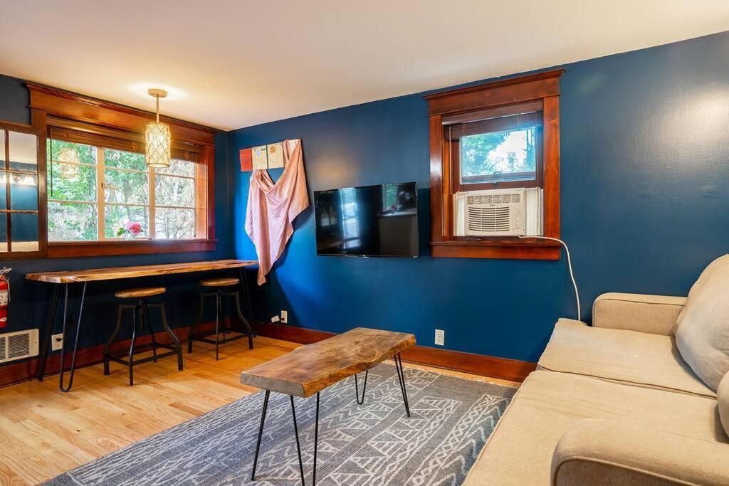 Charming 1Bd Suite In Capitol Hill - Foxglove Inn Seattle Exteriör bild